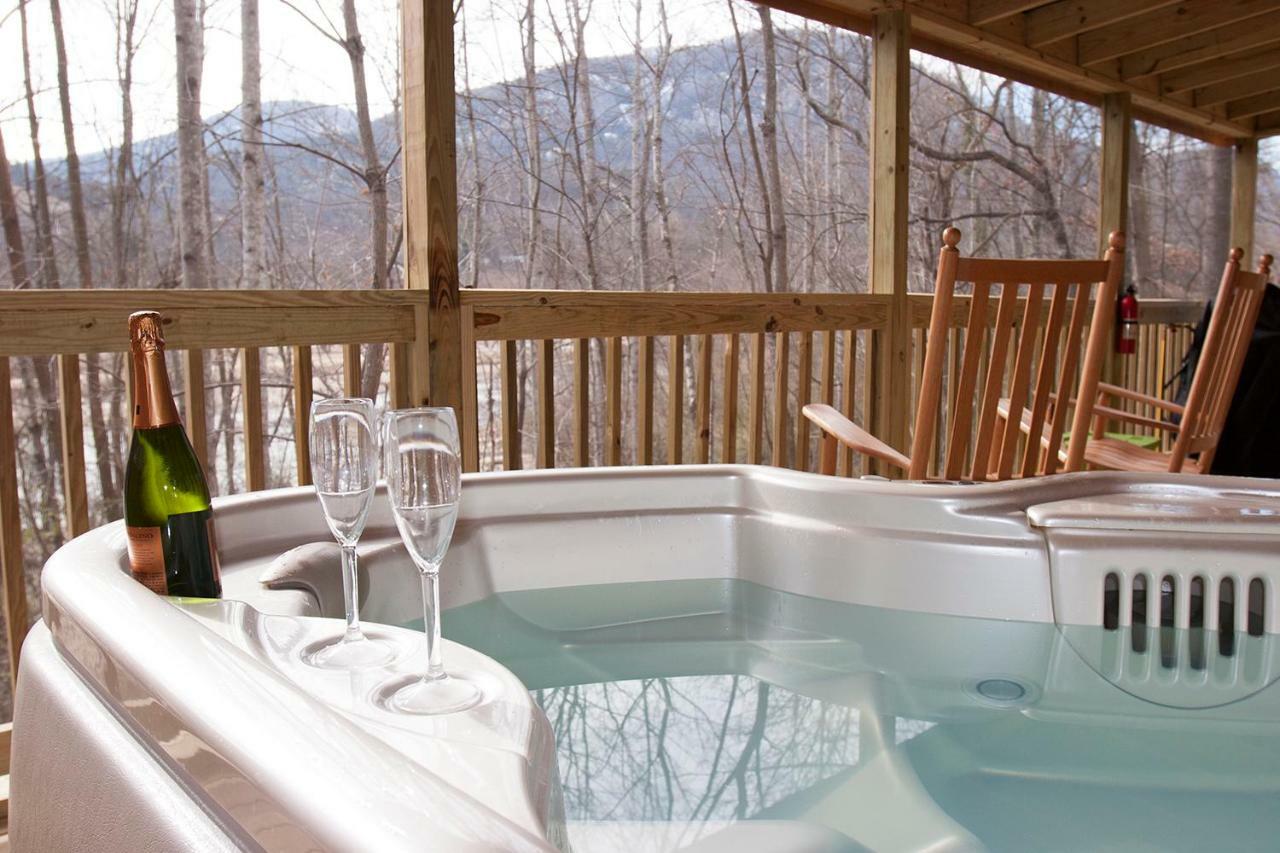 Pine Gables Cabins Villa Lake Lure Exterior foto
