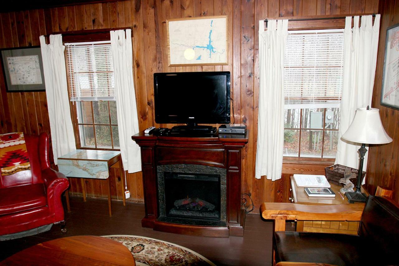 Pine Gables Cabins Villa Lake Lure Exterior foto